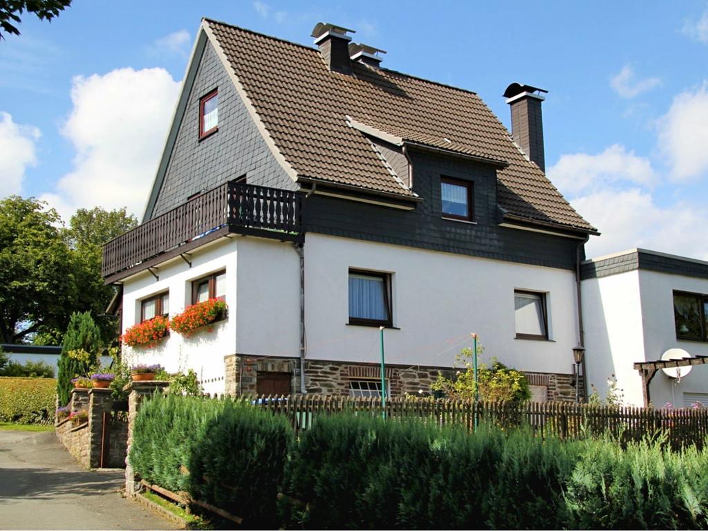Apartment In Langewiese Sauerland With Garden Винтерберг Экстерьер фото